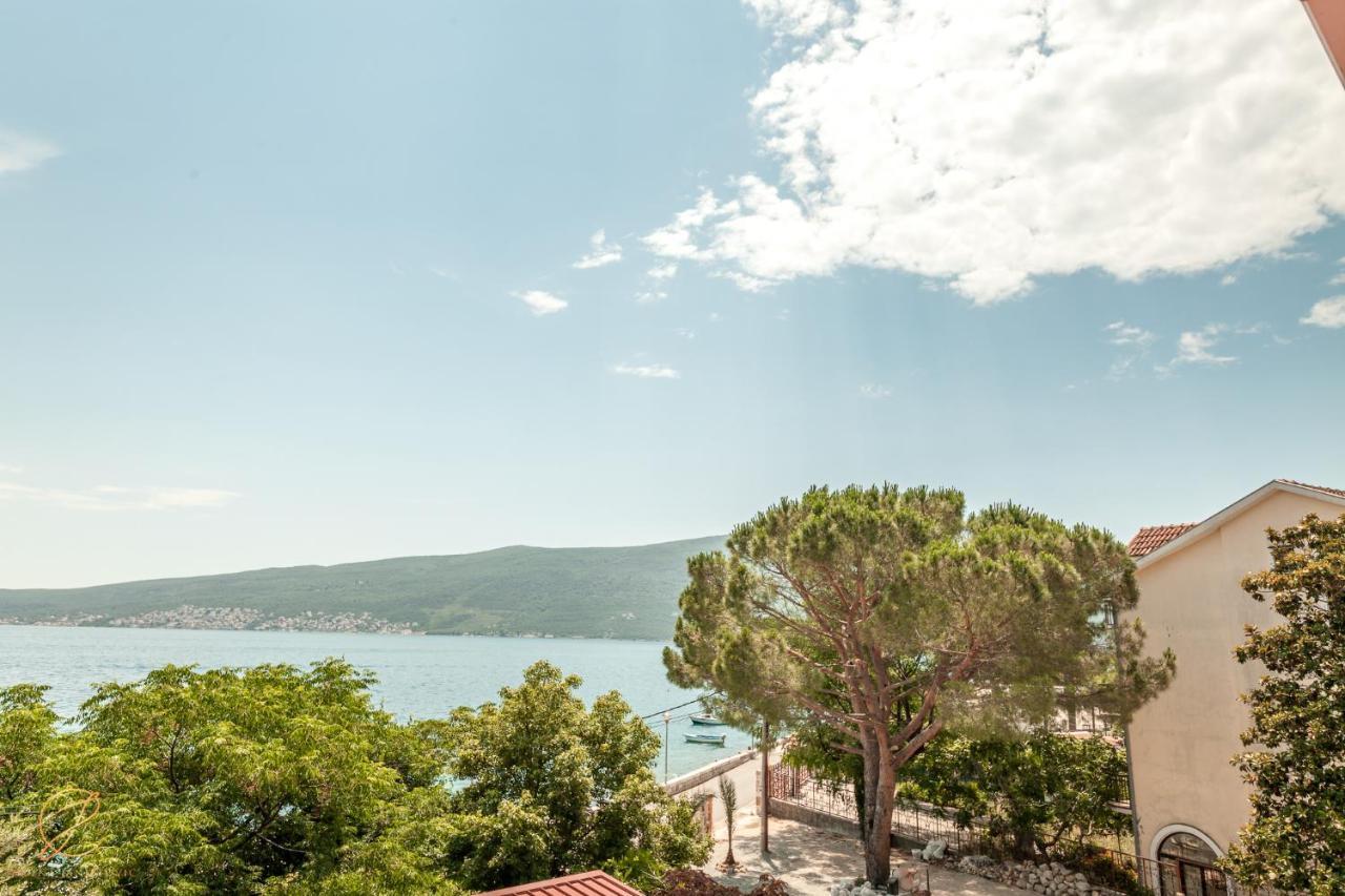 Barka B'N'B - Elegant Seaview Rooms Herceg Novi Exterior photo