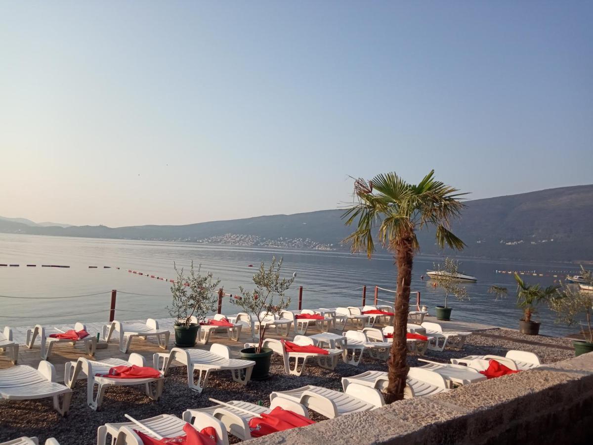 Barka B'N'B - Elegant Seaview Rooms Herceg Novi Exterior photo