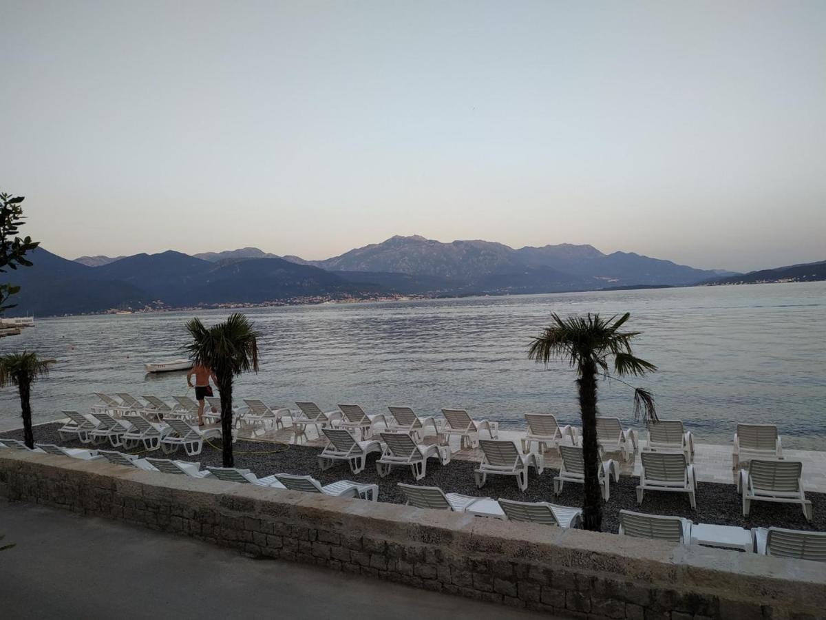 Barka B'N'B - Elegant Seaview Rooms Herceg Novi Exterior photo